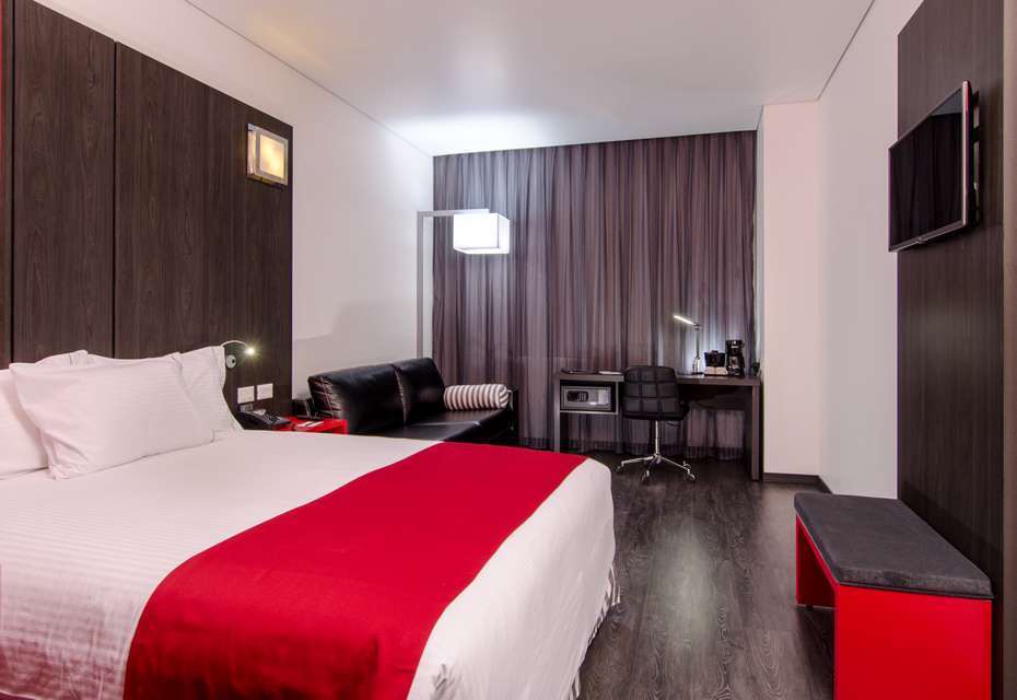 Ramada Encore By Wyndham Puebla Room photo