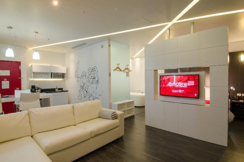 Ramada Encore By Wyndham Puebla Exterior photo